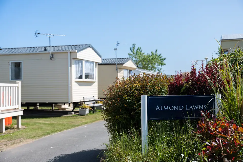 Abbeyffordd almond lawns park section