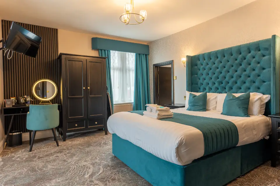 Shakespear hotel room at Woodlands Hall Hotel
